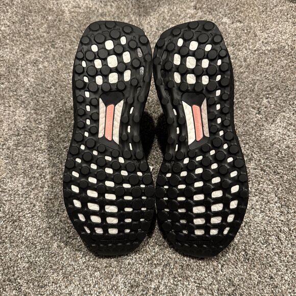 Adidas UltraBoost 1.0 Women’s Black Size 6 - Picture 5 of 5
